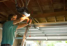 Redmond Garage Doors Store Redmond, WA 425-949-0368 Redmond Garage Doors Store Redmond, WA 425-949-0368 - emergency-services